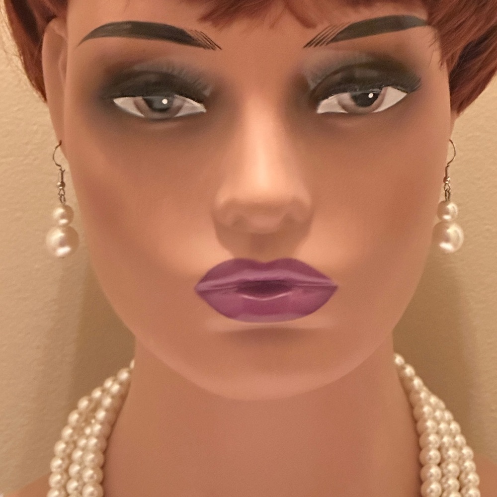 Pearl Statement Necklace Set - image 4